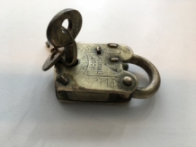 Antiek hangslot - 'National' 32mm
